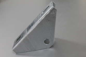 Reinforcing bracket